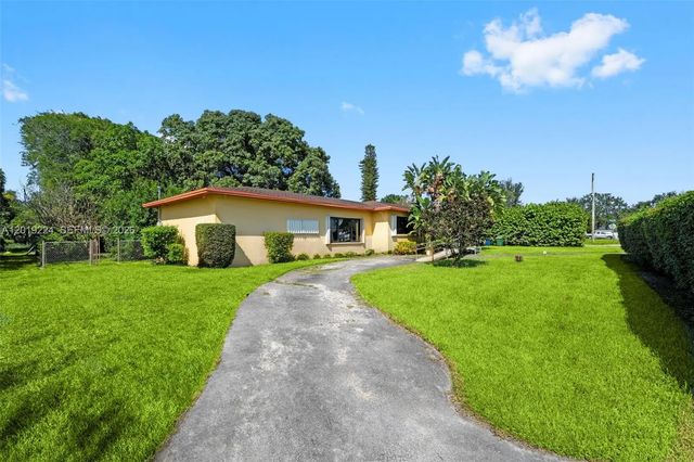 4 of 46 - 511 Dunad Avenue, Opa-Locka, FL