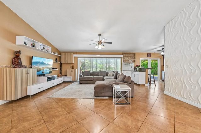 4 of 53 - 483 Nw 107th Avenue, Coral Springs, FL