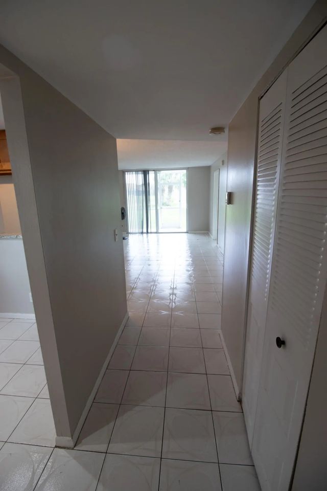 4 of 13 - 9621 Sunrise Lakes Boulevard #102, Sunrise, FL