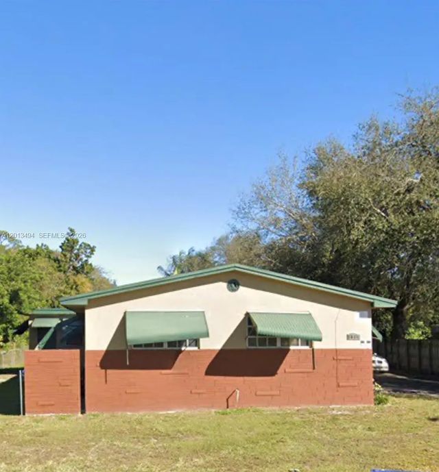 5631 Sw 27th Street, West Park