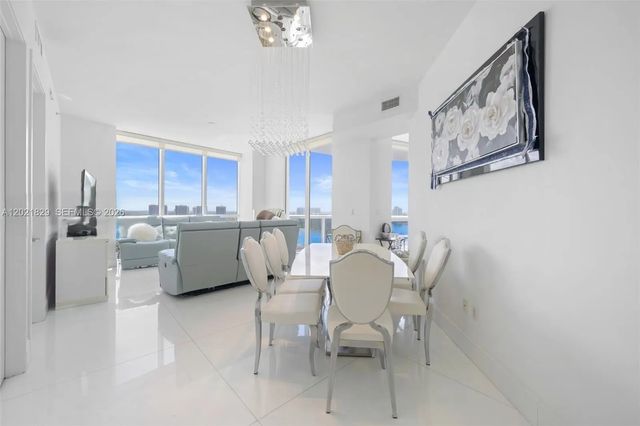 3 of 14 - 18201 Collins Avenue #3501a, Sunny Isles Beach, FL