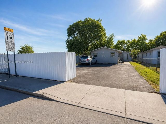 3 of 14 - 6228 Nw 4th Avenue, Miami, FL