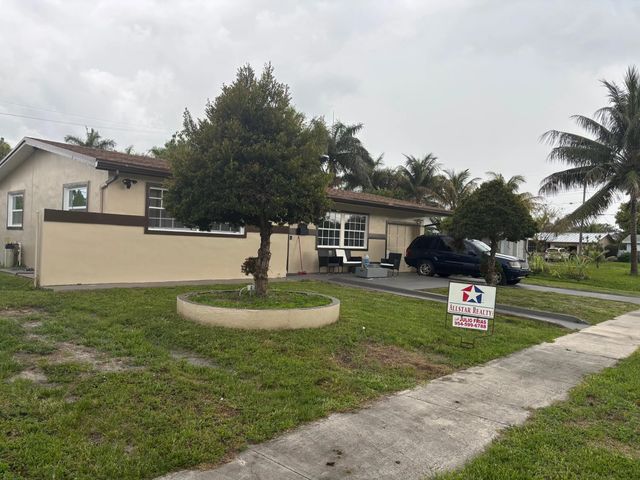 2 of 10 - 7160 Nw 24th Street Nw, Sunrise, FL