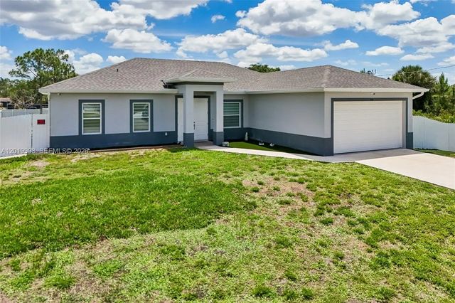 4 of 52 - 910 Richmond Avenue N, Lehigh Acres, FL