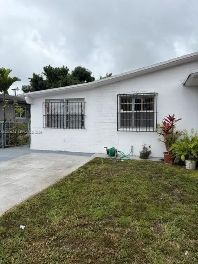 2 of 23 - 336 E 41st Street, Hialeah, FL