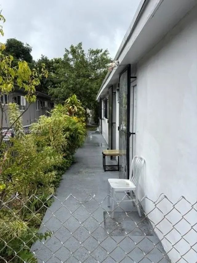 4 of 23 - 336 E 41st Street, Hialeah, FL