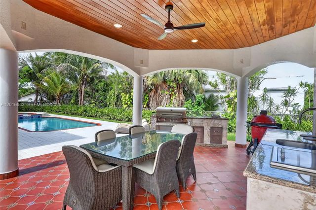 3 of 37 - 18461 Sw 83rd Avenue, Cutler Bay, FL