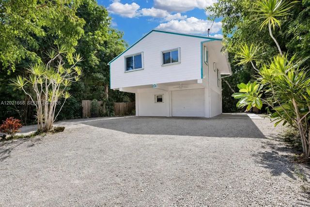 2 of 67 - 323 Bay View Avenue, Key Largo, FL