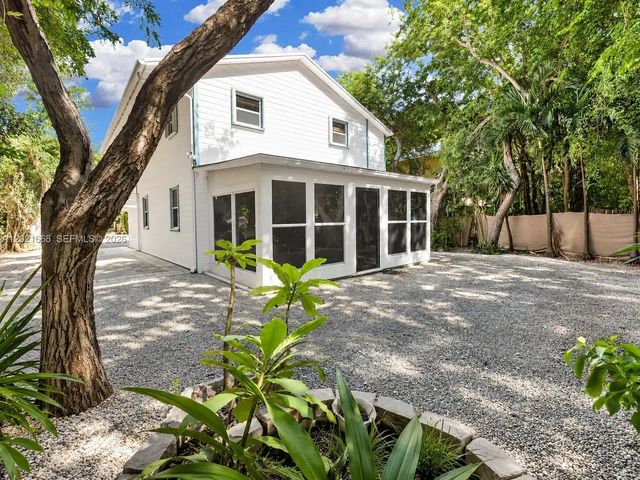 3 of 67 - 323 Bay View Avenue, Key Largo, FL