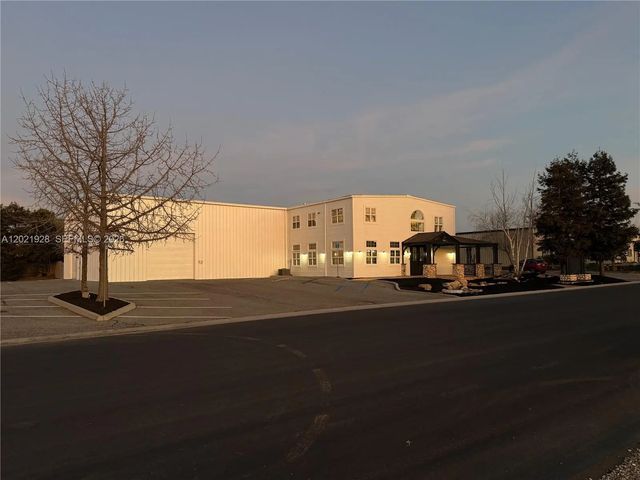 4 of 70 - 428 N Curry Street, , CA