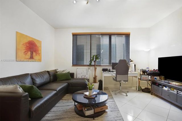 2 of 25 - 540 Brickell Key Drive #308, Miami, FL