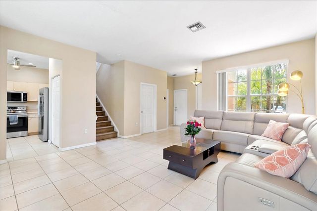 5 of 38 - 16385 Sw 27th Street, Miramar, FL