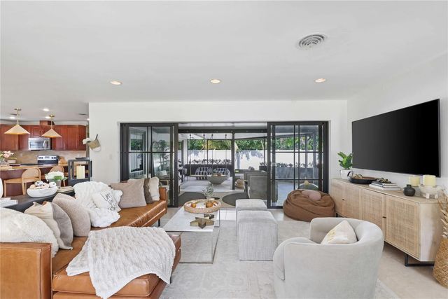 5 of 46 - 2157 Ne 61st Court, Fort Lauderdale, FL