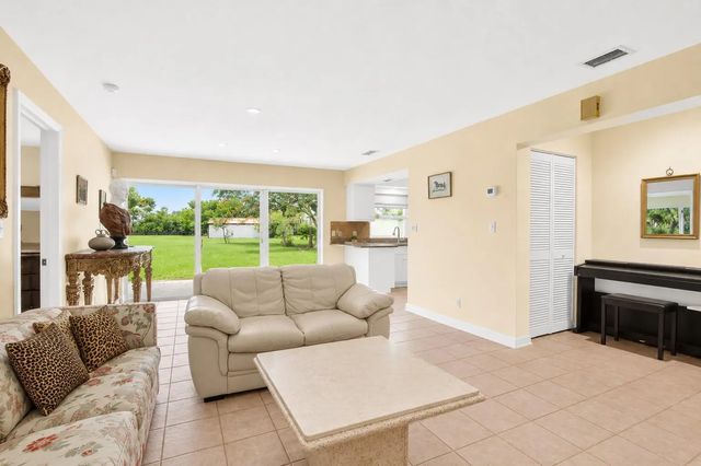 4 of 14 - 1029 Arabian Drive, Loxahatchee, FL