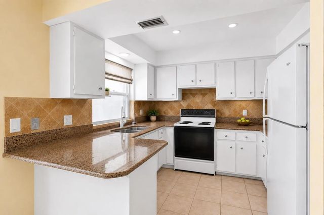 5 of 14 - 1029 Arabian Drive, Loxahatchee, FL