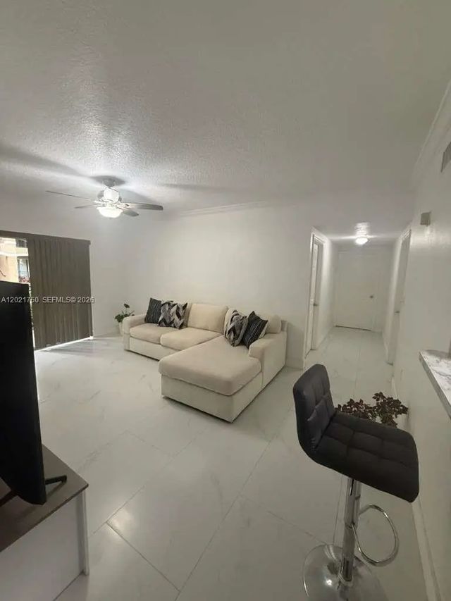 3 of 22 - 215 Sw 117th Terrace #14107, Pembroke Pines, FL