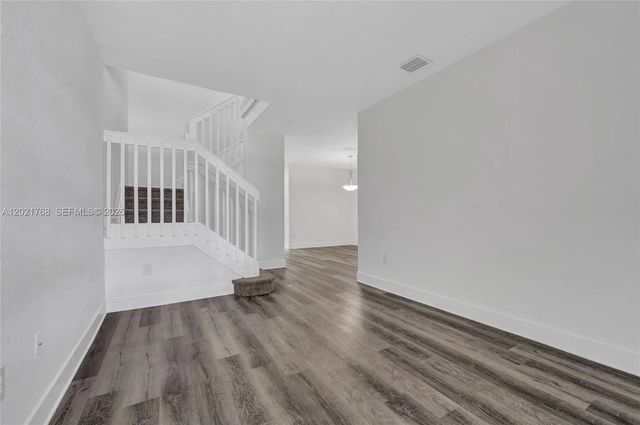 4 of 31 - 1445 Se 24th Road, Homestead, FL