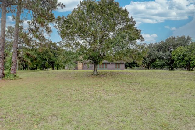 3 of 12 - 19153 Eagles Way Court, Loxahatchee, FL