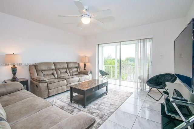 4650 Washington Street #502, Hollywood