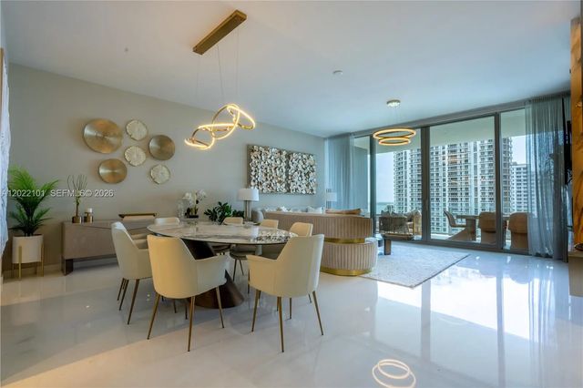 2 of 30 - 300 Biscayne Boulevard Way #2203c, Miami, FL