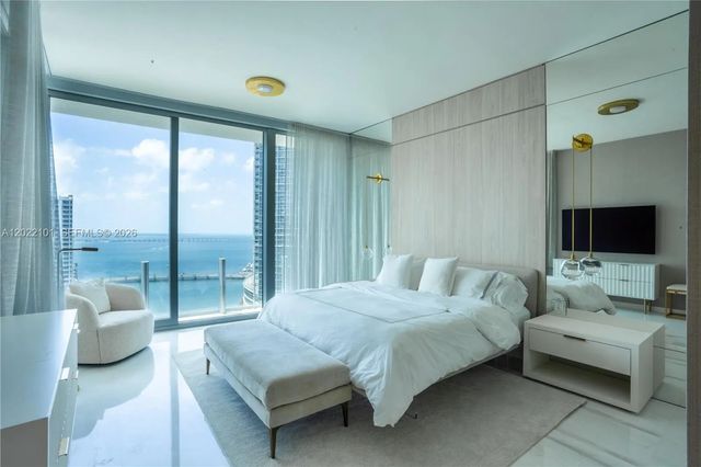 5 of 30 - 300 Biscayne Boulevard Way #2203c, Miami, FL