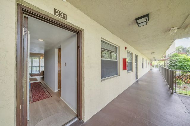 2 of 48 - 3361 Nw 47th Terrace #231, Lauderdale Lakes, FL
