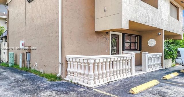 3 of 13 - 5350 W 26th Avenue #118, Hialeah, FL