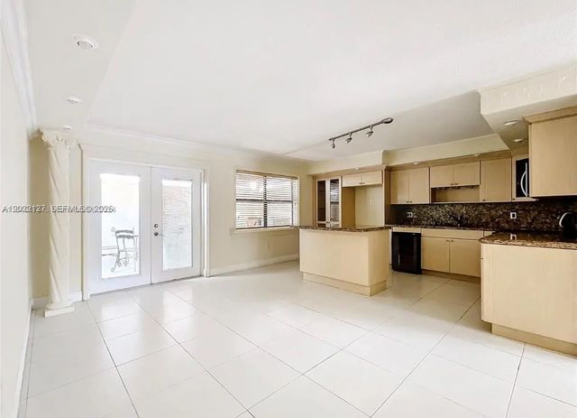5 of 13 - 5350 W 26th Avenue #118, Hialeah, FL