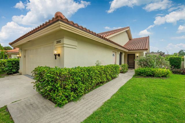 2 of 35 - 2880 Gettysburg Lane, West Palm Beach, FL