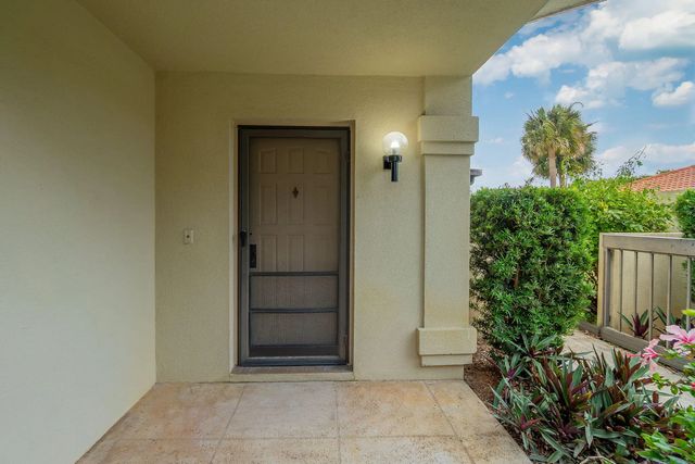 3 of 35 - 2880 Gettysburg Lane, West Palm Beach, FL