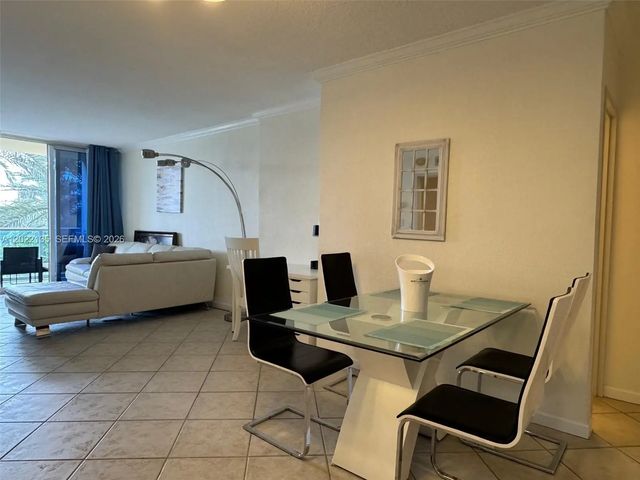 5 of 16 - 2501 S Ocean Drive #328, Hollywood, FL
