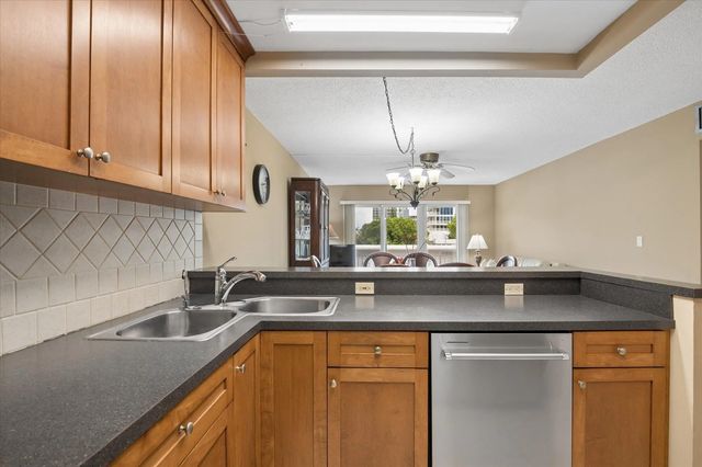 4 of 18 - 550 Bayshore Drive #314, Fort Lauderdale, FL