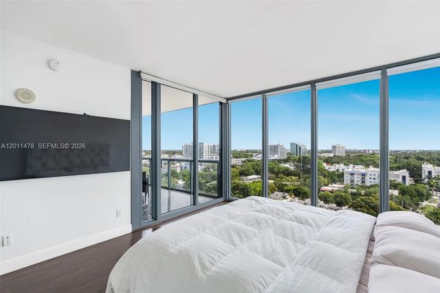 4 of 49 - 601 Ne 36th Street #1103, Miami, FL
