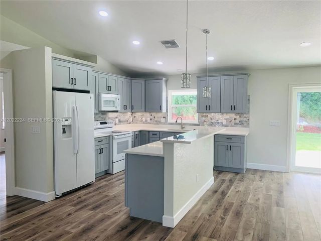 4 of 41 - 120 Clinton Avenue, Lake Placid, FL