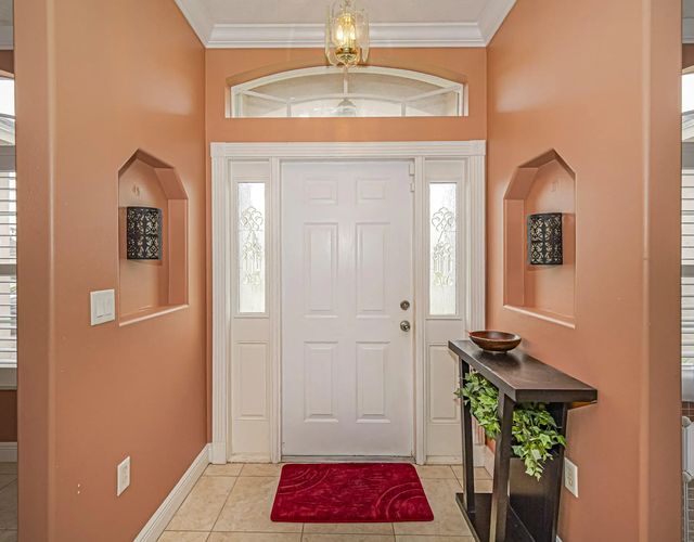 4 of 38 - 581 Sw Grove Avenue, Port St. Lucie, FL
