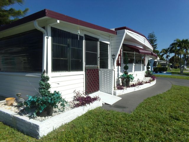 6385 Cypress Lane, Atlantis