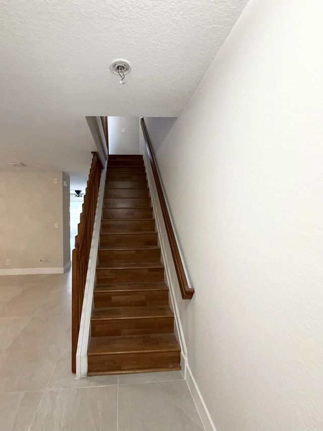 4 of 24 - 816 Summit Lake Drive, West Palm Beach, FL