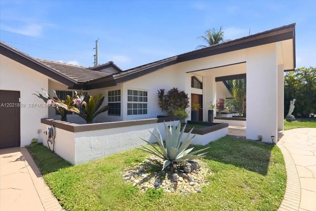3 of 67 - 9665 Sw 136th Street, Miami, FL