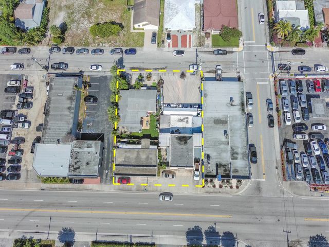 3 of 9 - 922 & 928 S Dixie Highway, Lake Worth Beach, FL