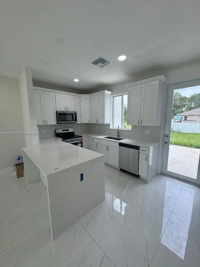 5 of 16 - 55 S Colin Avenue, Lehigh Acres, FL