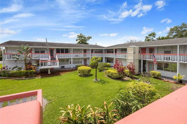 2 of 17 - 75 Ventnor D #75, Deerfield Beach, FL
