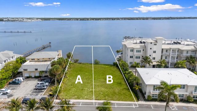 2 of 9 - 39 Se Seminole Street, Stuart, FL