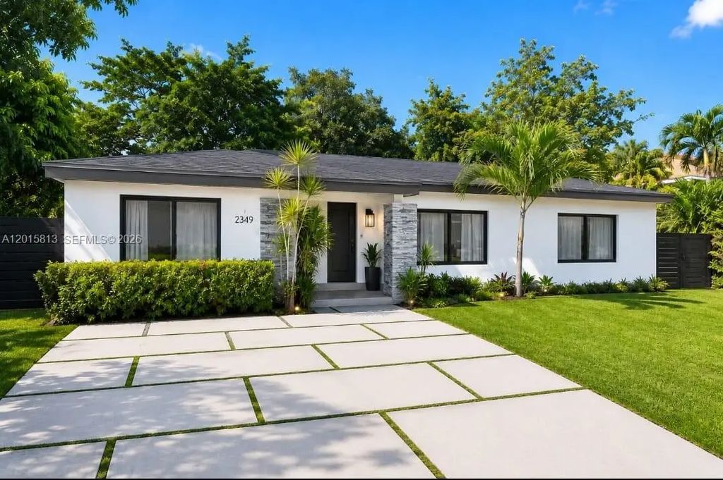 2349 Ne 173rd Street, North Miami Beach