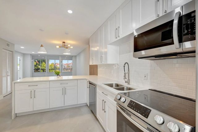 4 of 27 - 4090 Tivoli Court #208, Lake Worth, FL