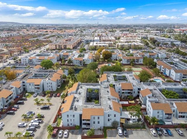1725 W 60th Street #f322, Hialeah