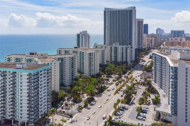 2 of 30 - 3801 S Ocean Drive #2z, Hollywood, FL