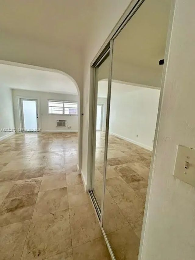 5 of 25 - 1231 Pennsylvania Avenue #9, Miami Beach, FL