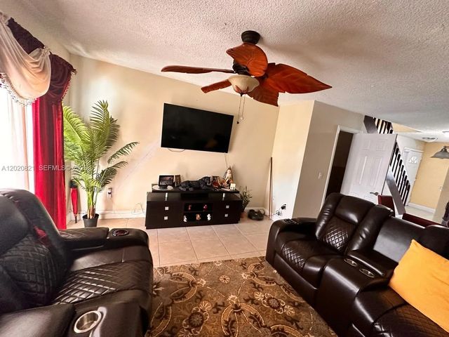 4 of 41 - 5953 W 28th Avenue #24, Hialeah, FL