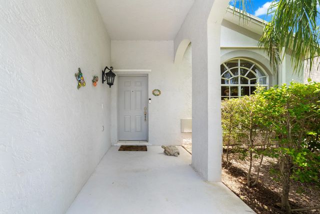3 of 33 - 2211 Soundings Court, Greenacres, FL