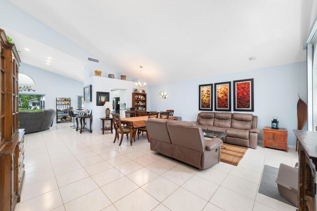 5 of 33 - 2211 Soundings Court, Greenacres, FL